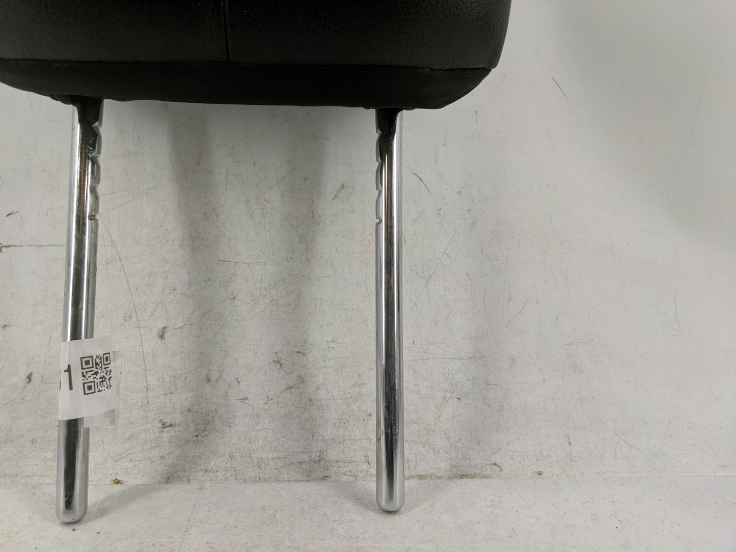 2019 Jeep Compass Headrest Head Rest Rear Seat Fits OEM Used Auto Parts - Oemusedautoparts1.com