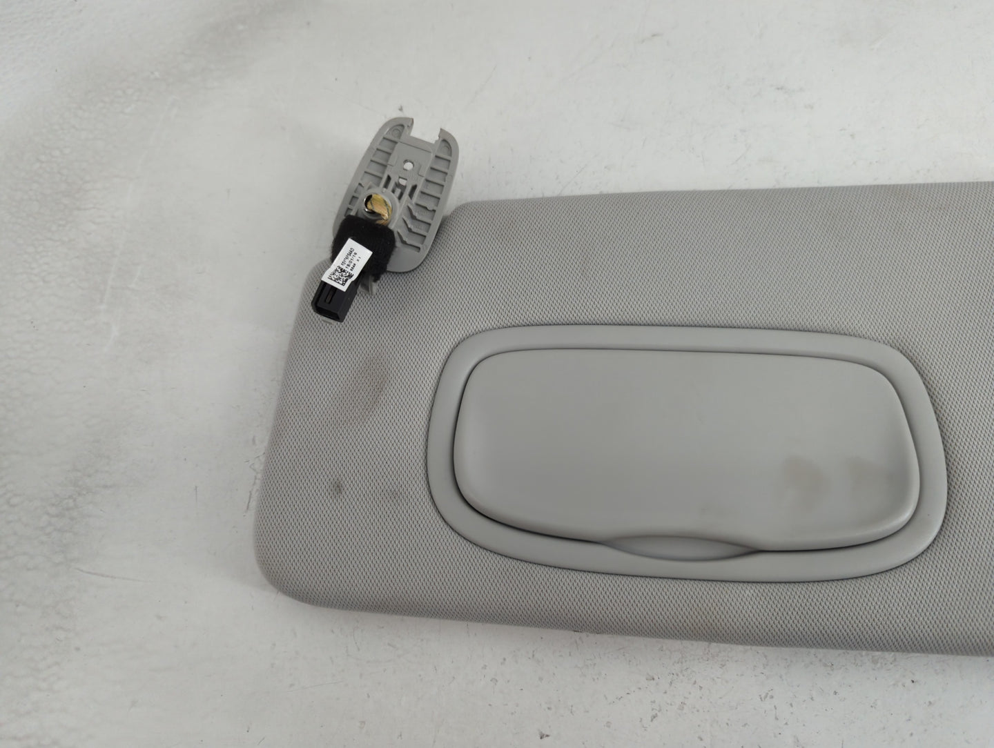2019 Jeep Compass Sun Visor Shade Replacement Driver Left Mirror Fits OEM Used Auto Parts - Oemusedautoparts1.com