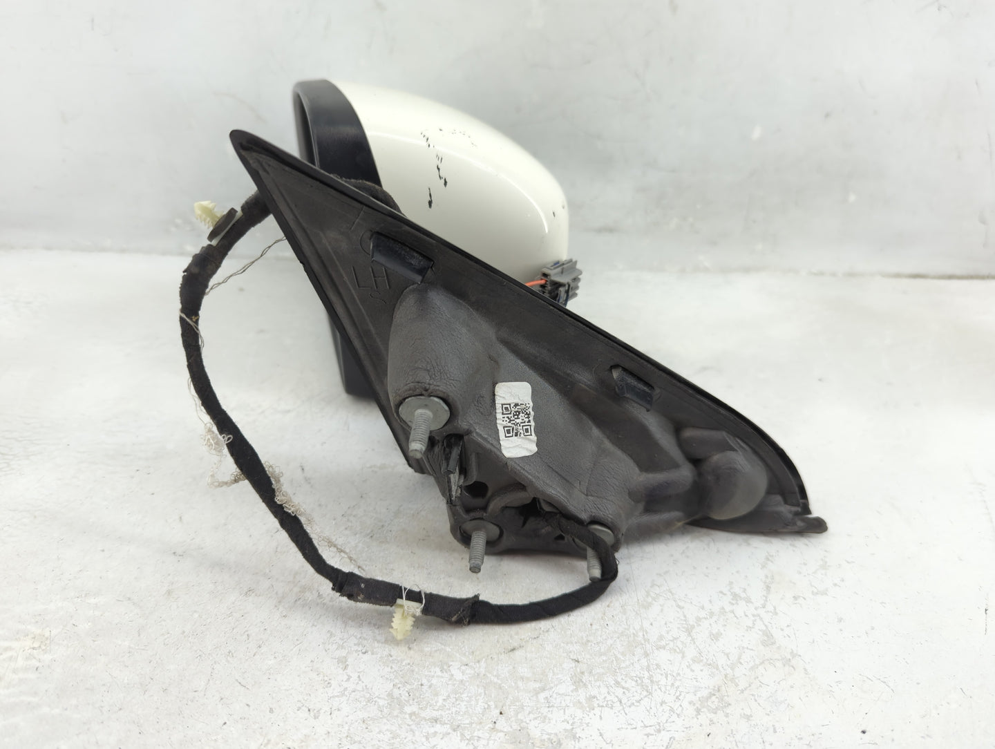 2019 Jeep Compass Driver Side View Mirror - Left Door Mirror OEM Used - Oemusedautoparts1.com