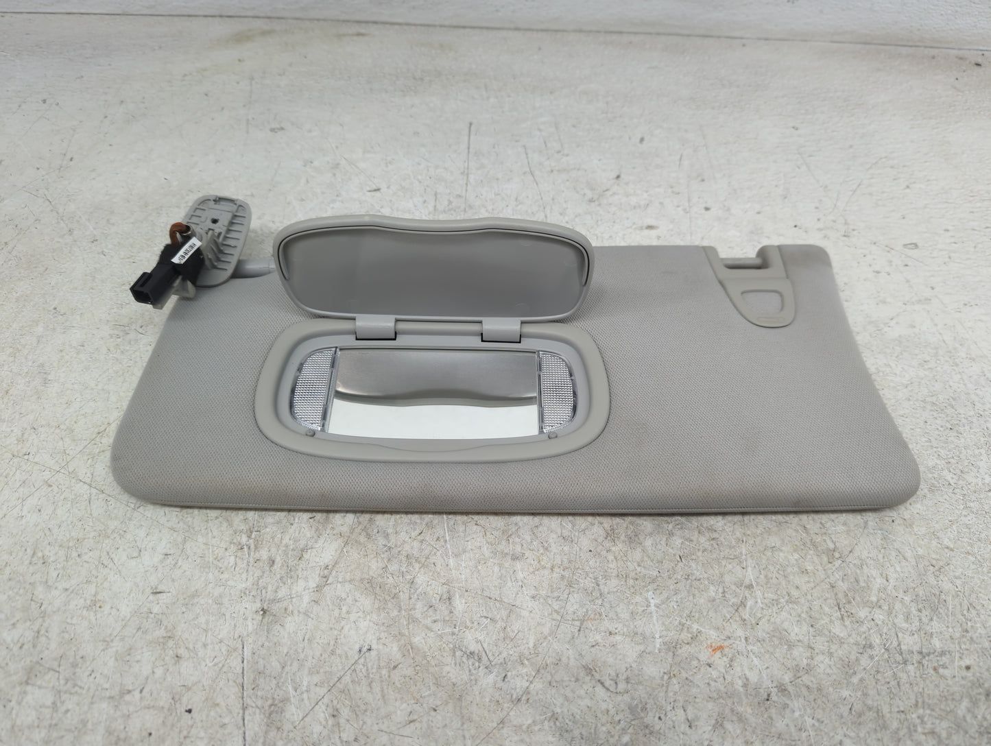 2019 Jeep Compass Sun Visor Shade Replacement Driver Left Mirror Fits OEM Used Auto Parts - Oemusedautoparts1.com