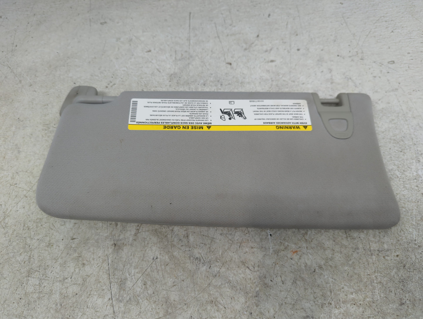 2019 Jeep Compass Sun Visor Shade Replacement Passenger Right Mirror Fits OEM Used Auto Parts - Oemusedautoparts1.com