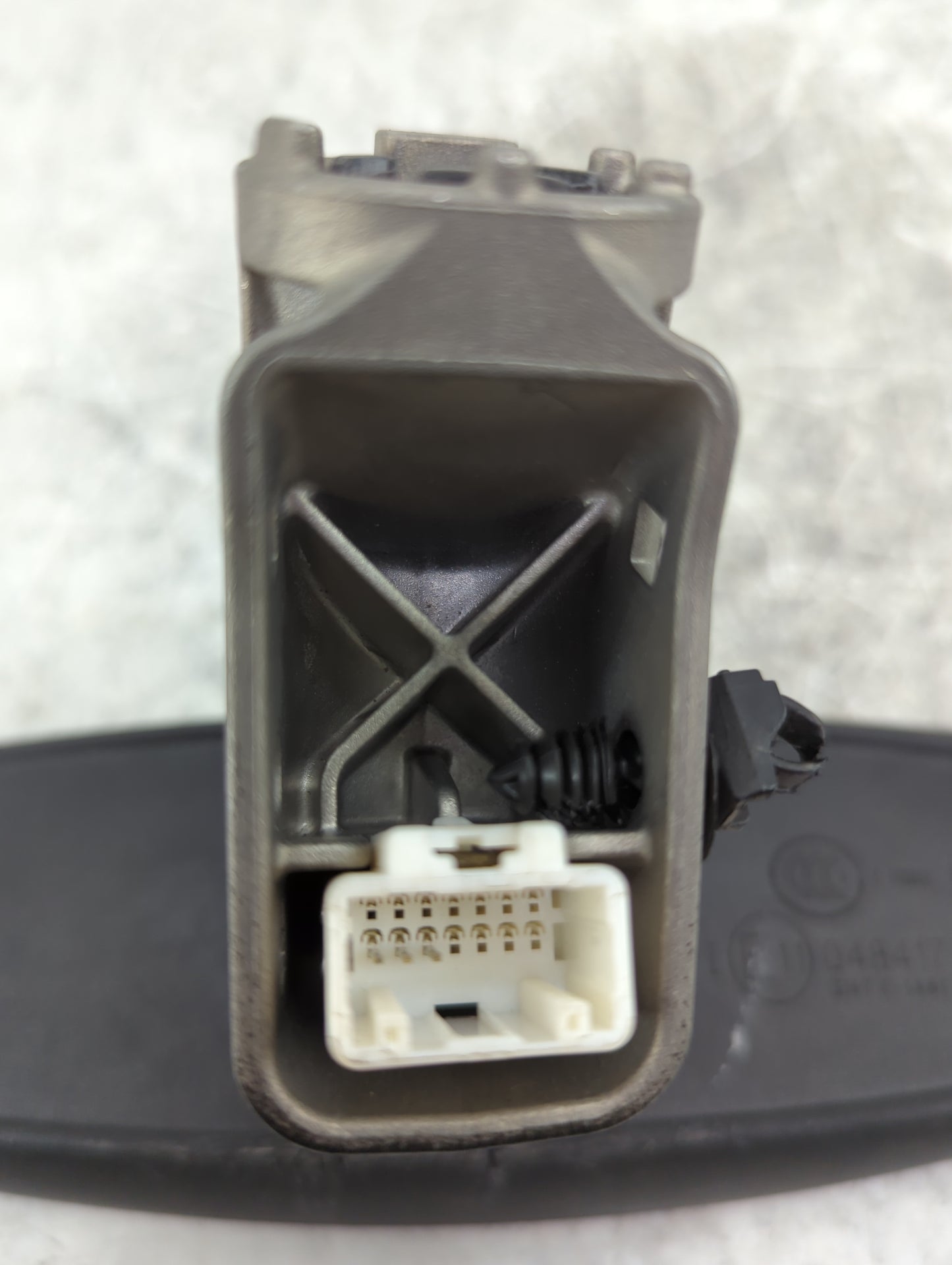 2019 Jeep Compass Interior Rear View Mirror Replacement OEM P/N:048417 GNTX-1461 Fits OEM Used Auto Parts - Oemusedautoparts
