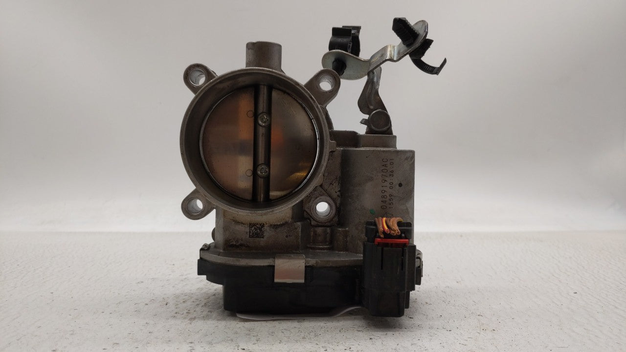 2017-2018 Jeep Compass Throttle Body P/N:04891970AC 04891970AB Fits Fits 2014 2015 2016 2017 2018 OEM Used Auto Parts - Oemu