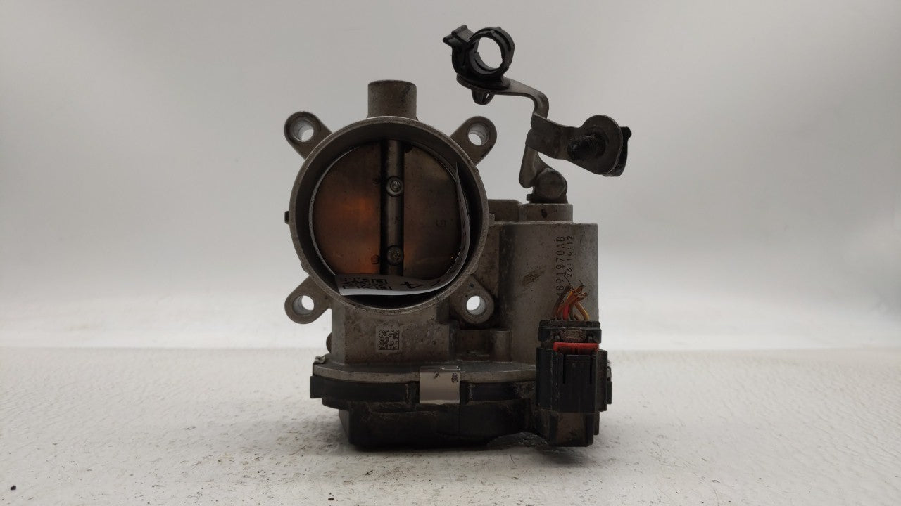 2017-2018 Jeep Compass Throttle Body P/N:04891970AC 04891970AB Fits Fits 2014 2015 2016 2017 2018 OEM Used Auto Parts - Oemu