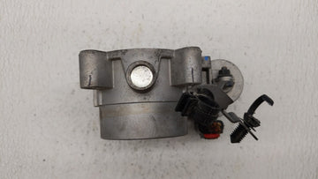 2017-2018 Jeep Compass Throttle Body P/N:04891970AC 04891970AB Fits Fits 2014 2015 2016 2017 2018 OEM Used Auto Parts