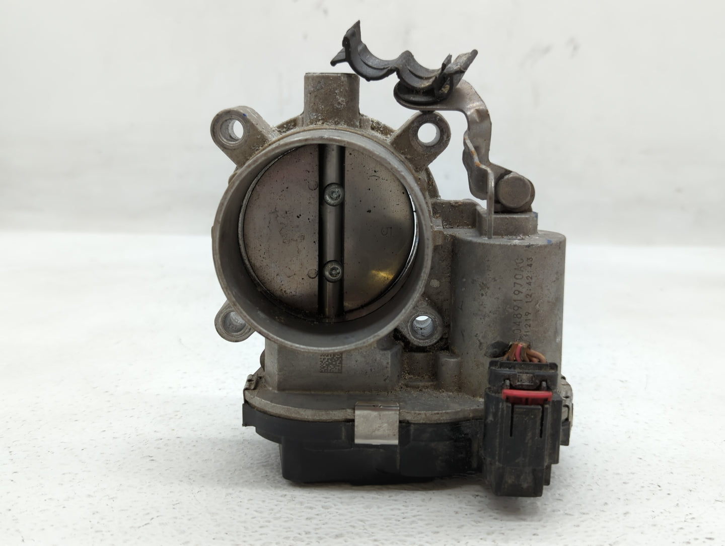 2017-2022 Jeep Compass Throttle Body P/N:04891970AB Fits Fits 2014 2015 2016 2017 2018 2019 2020 2021 2022 OEM Used Auto Par