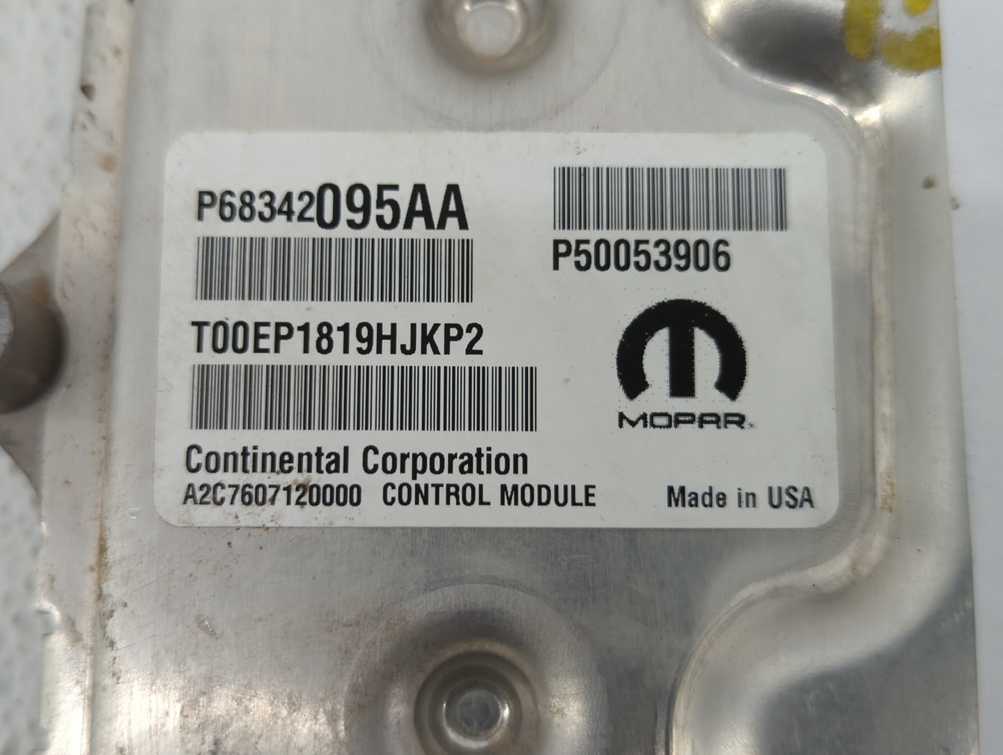 2019 Jeep Compass PCM Engine Control Computer ECU ECM PCU OEM P/N:P68457671AC P68377456AB, P68258501AD, P68342095AA Fits OEM