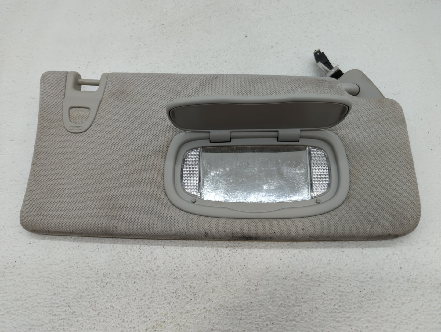 2019 Jeep Compass Sun Visor Shade Replacement Passenger Right Mirror Fits OEM Used Auto Parts - Oemusedautoparts1.com