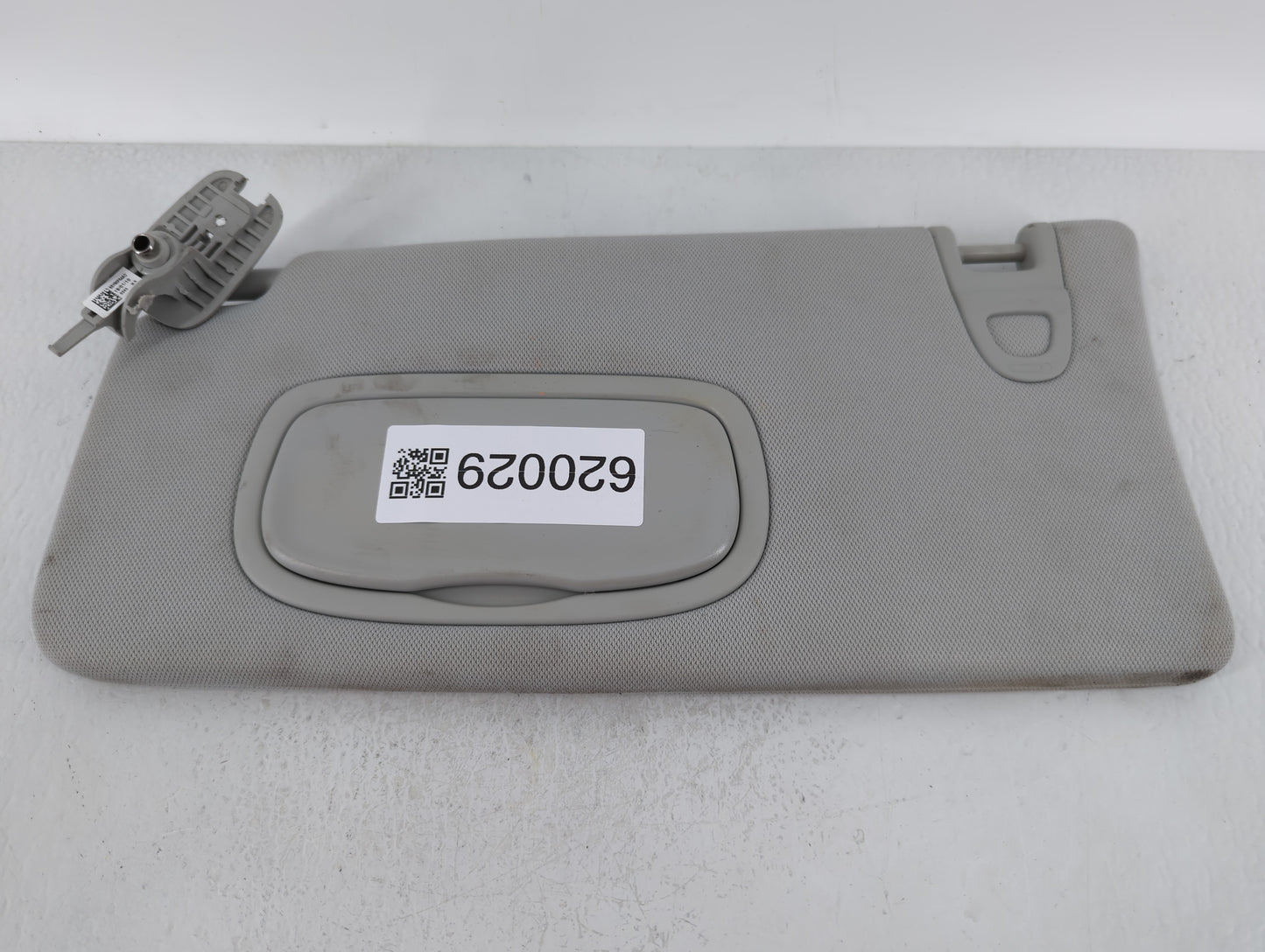 2019 Jeep Compass Sun Visor Shade Replacement Driver Left Mirror Fits OEM Used Auto Parts - Oemusedautoparts1.com