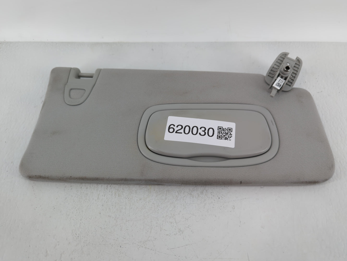 2019 Jeep Compass Sun Visor Shade Replacement Passenger Right Mirror Fits OEM Used Auto Parts - Oemusedautoparts1.com