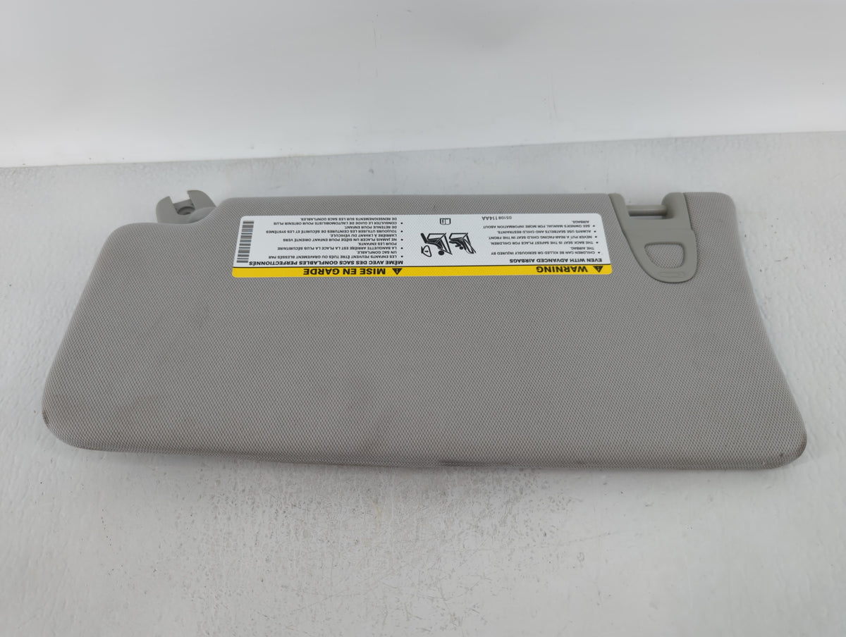 2017-2018 Jeep Compass Sun Visor Shade Replacement Passenger Right Mirror Fits Fits 2017 2018 OEM Used Auto Parts - Oemuseda