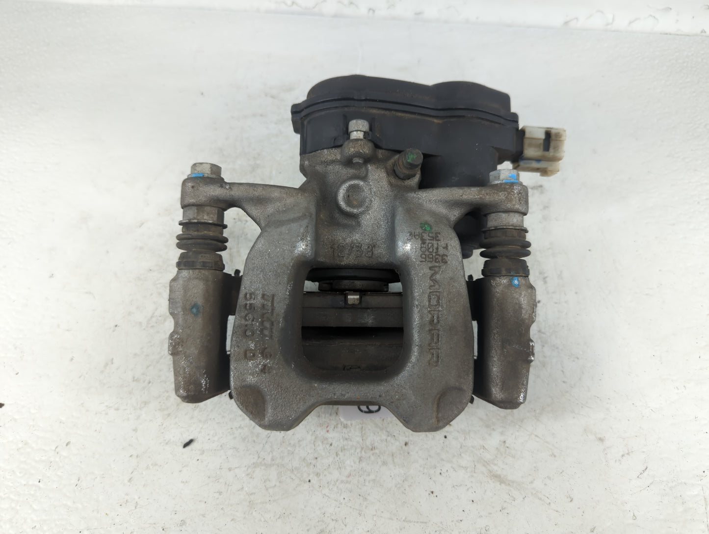 2019 Jeep Compass Front Passenger Right Brake Caliper - Oemusedautoparts1.com