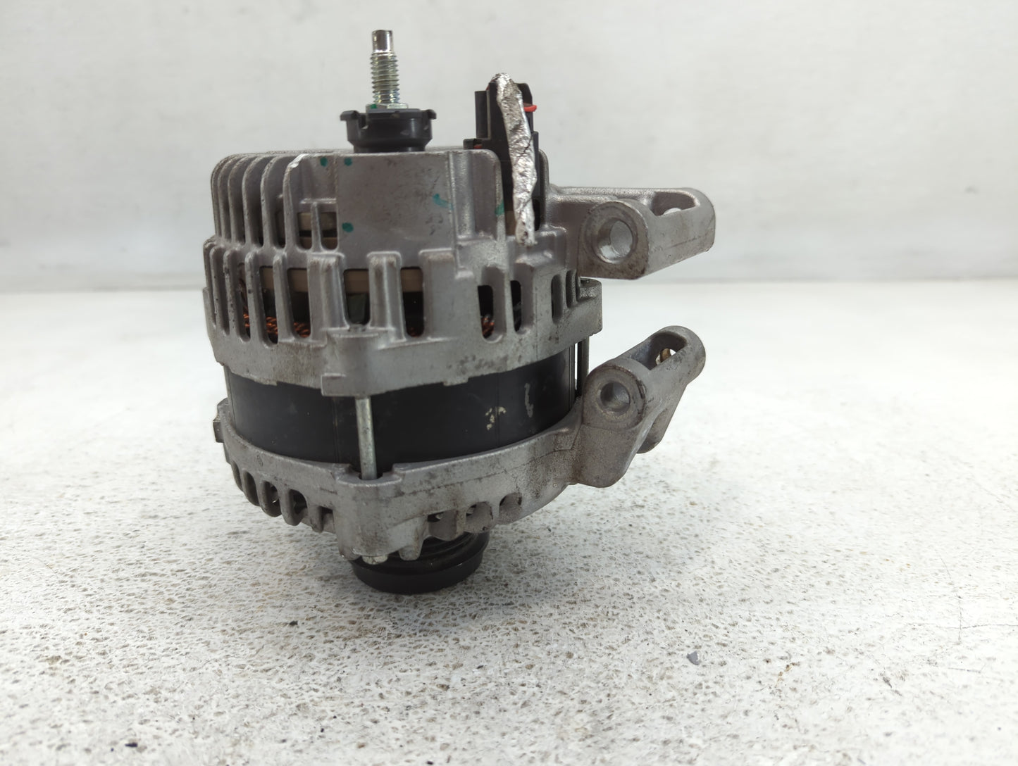 2017-2022 Jeep Compass Alternator Replacement Generator Charging Assembly Engine OEM P/N:56029624 AB Fits OEM Used Auto Part