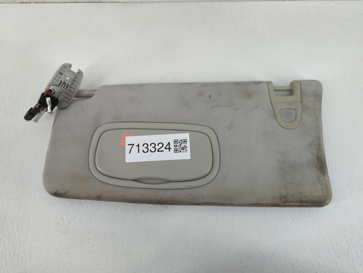 2019 Jeep Compass Sun Visor Shade Replacement Passenger Right Mirror Fits OEM Used Auto Parts - Oemusedautoparts1.com