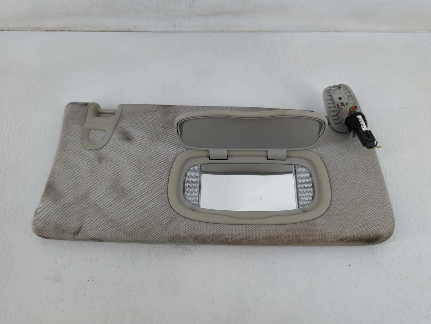 2019 Jeep Compass Sun Visor Shade Replacement Driver Left Mirror Fits OEM Used Auto Parts - Oemusedautoparts1.com