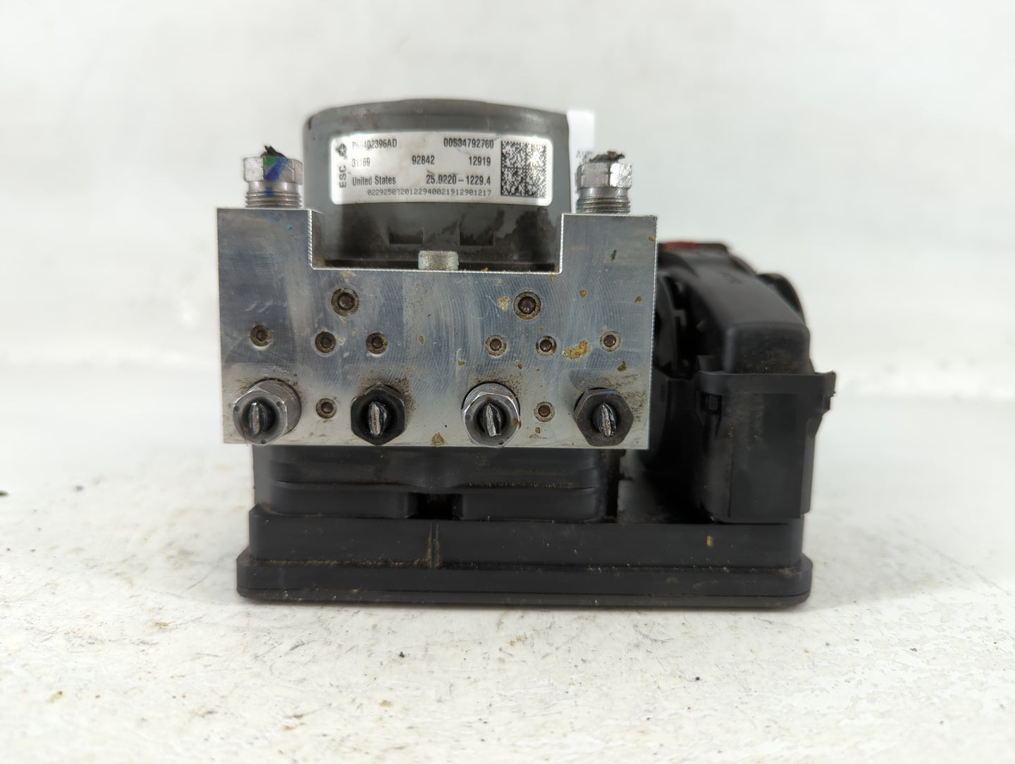 2019 Jeep Compass ABS Pump Control Module Replacement P/N:P68402396AD Fits OEM Used Auto Parts - Oemusedautoparts1.com