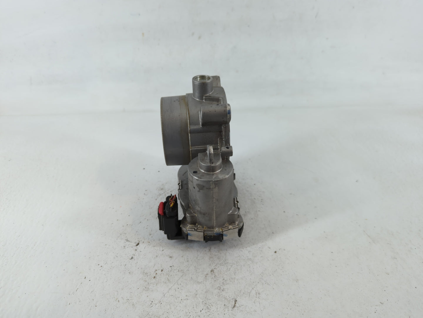 2017-2022 Jeep Compass Throttle Body P/N:04891970AC Fits Fits 2014 2015 2016 2017 2018 2019 2020 2021 2022 OEM Used Auto Par