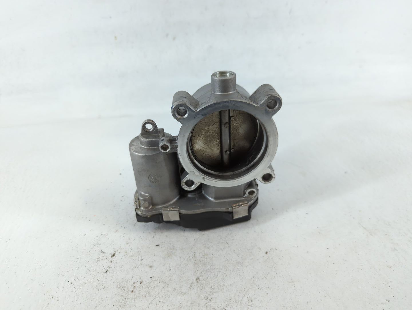 2017-2022 Jeep Compass Throttle Body P/N:04891970AC Fits Fits 2014 2015 2016 2017 2018 2019 2020 2021 2022 OEM Used Auto Par