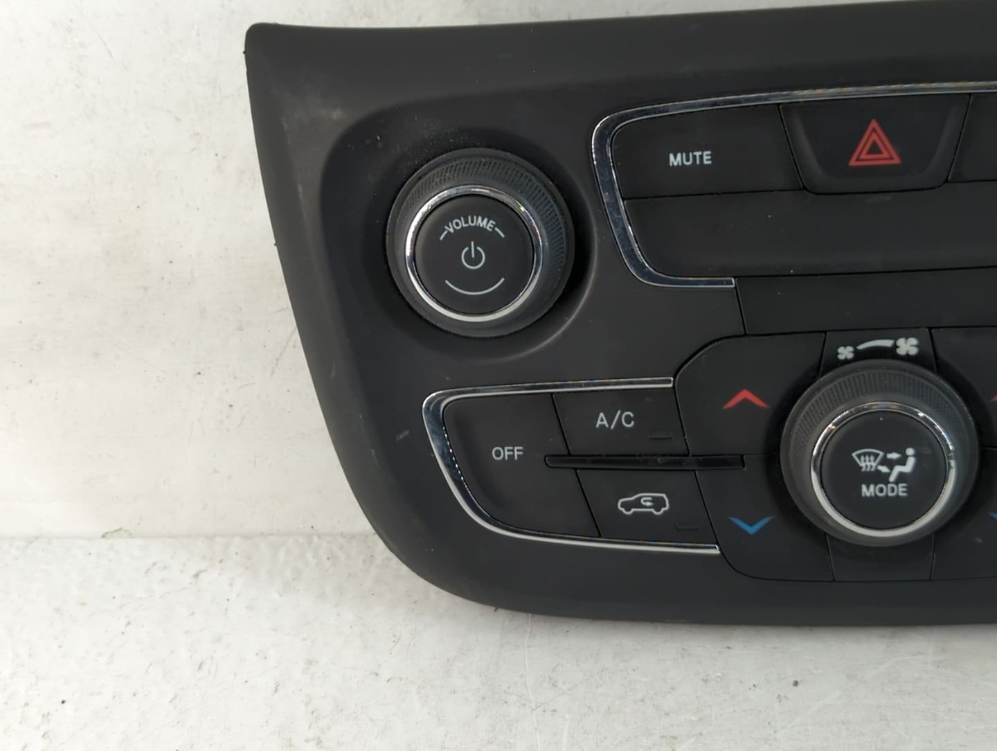 2019 Jeep Compass Climate Control Module Temperature AC/Heater Replacement P/N:24477B MX237050-2931 Fits OEM Used Auto Parts