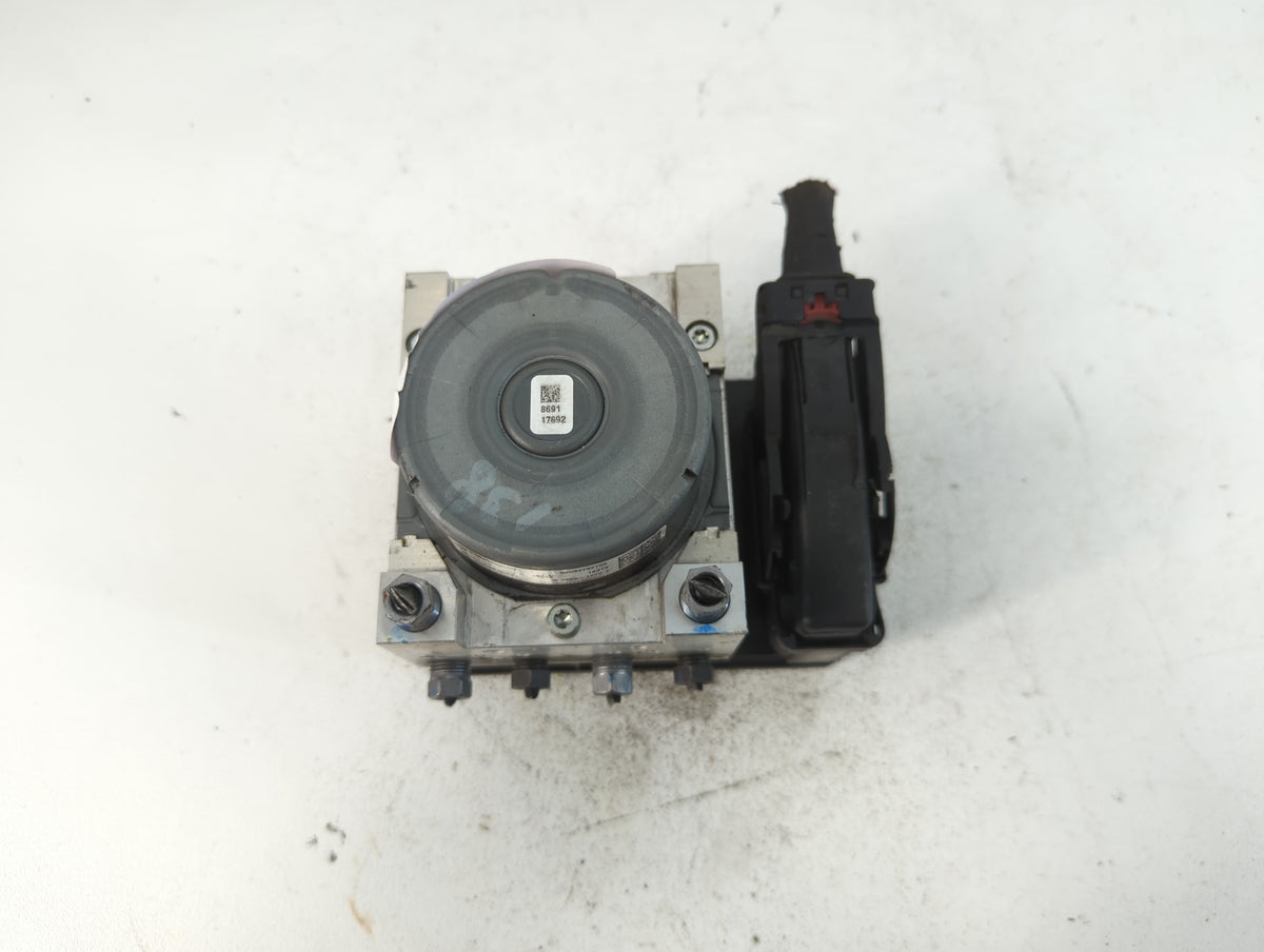 2019 Jeep Compass Anti-Lock Brake ABS Pump Module Actuator OEM P/N:P68402396AD Fits OEM Used Auto Parts - Oemusedautoparts1.
