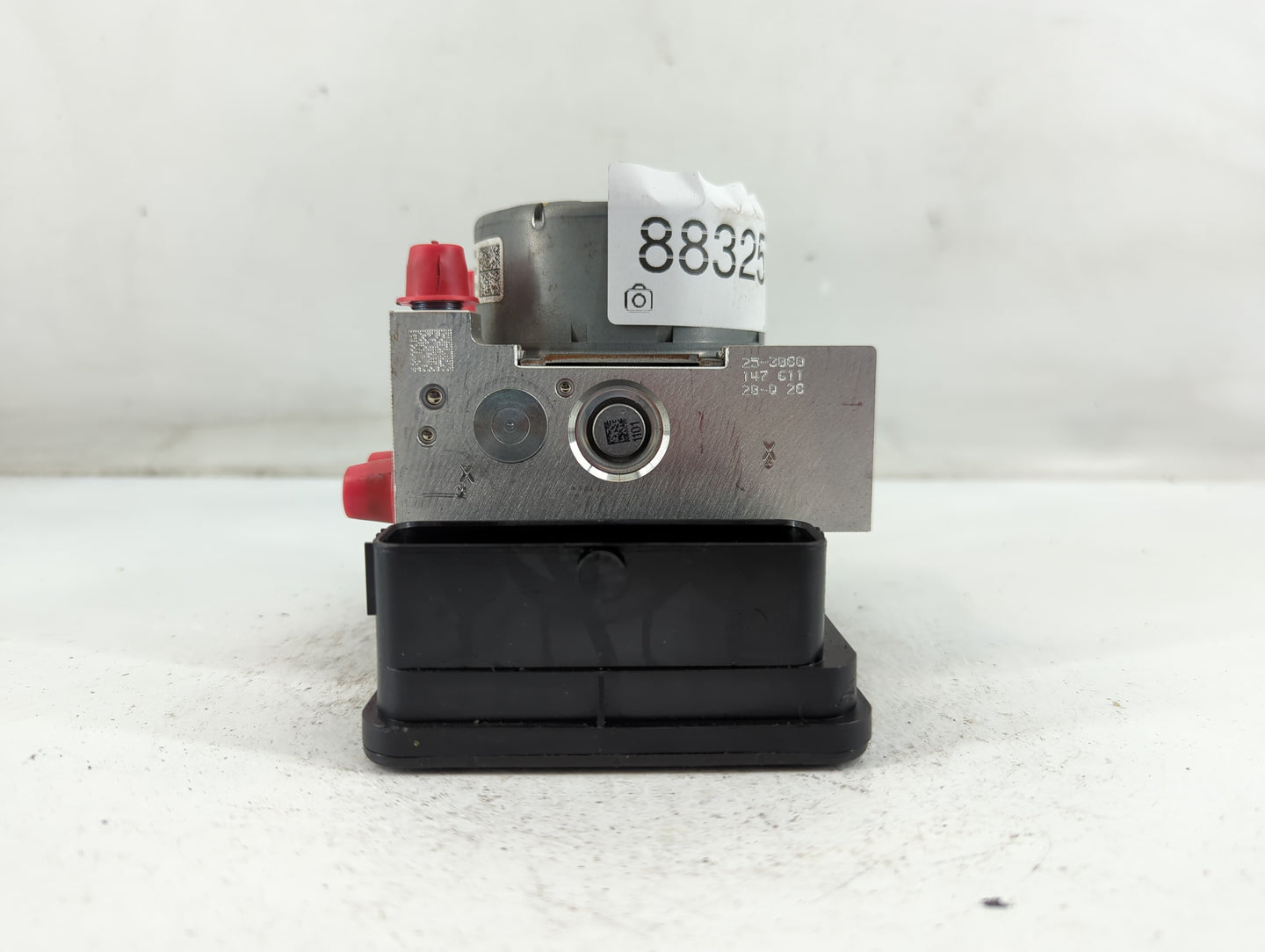 2019 Jeep Compass ABS Pump Control Module Replacement P/N:00534792760 P68402396AD Fits OEM Used Auto Parts - Oemusedautopart