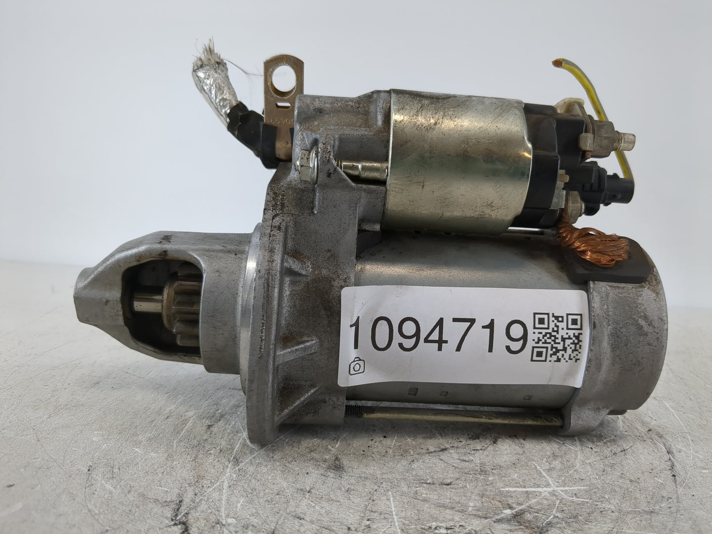 2016-2021 Jeep Grand Cherokee Car Starter Motor Solenoid OEM P/N:438000-2650 56029780AB Fits OEM Used Auto Parts - Oemusedau