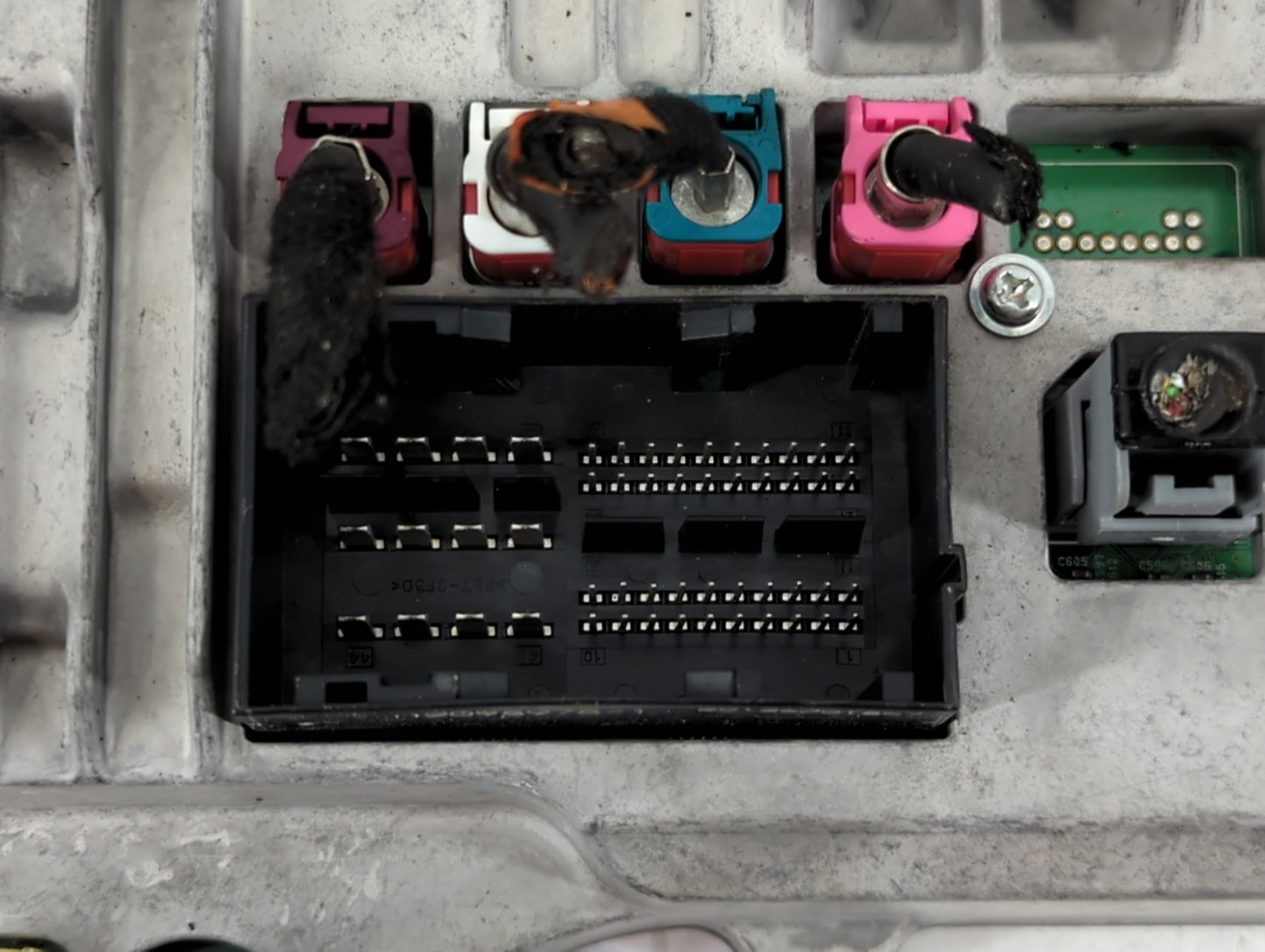 2018-2019 Jeep Grand Cherokee PCM Engine Control Computer ECU ECM PCU OEM P/N:68461768AD Fits Fits 2018 2019 OEM Used Auto P