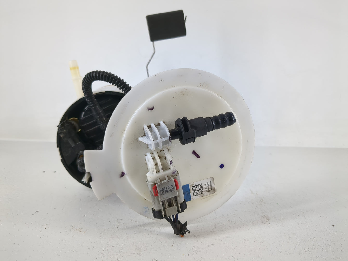 2011-2021 Jeep Grand Cherokee Electrical Gas Fuel Pump Assembly - Oemusedautoparts1.com