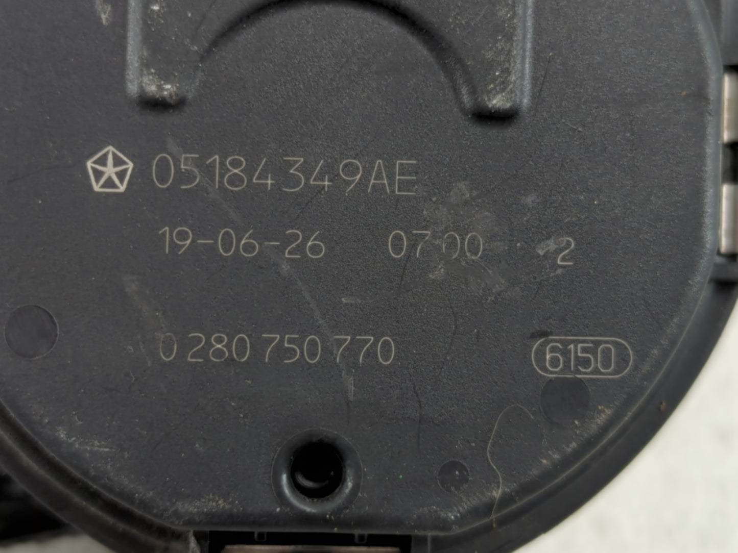 2011-2022 Jeep Grand Cherokee Throttle Body P/N:05184349AE Fits Fits 2011 2012 2013 2014 2015 2016 2017 2018 2019 2020 2021 