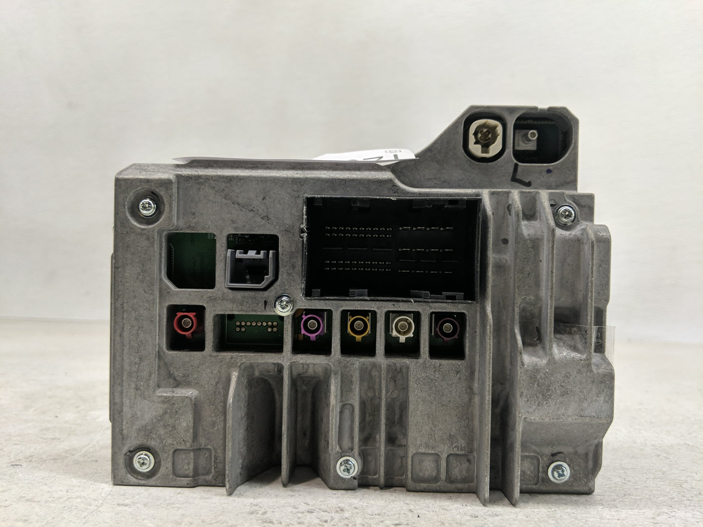 2019 Jeep Grand Cherokee Radio AM FM Cd Player Receiver Replacement P/N:216A-CA180CTPLHC Fits OEM Used Auto Parts - Oemuseda