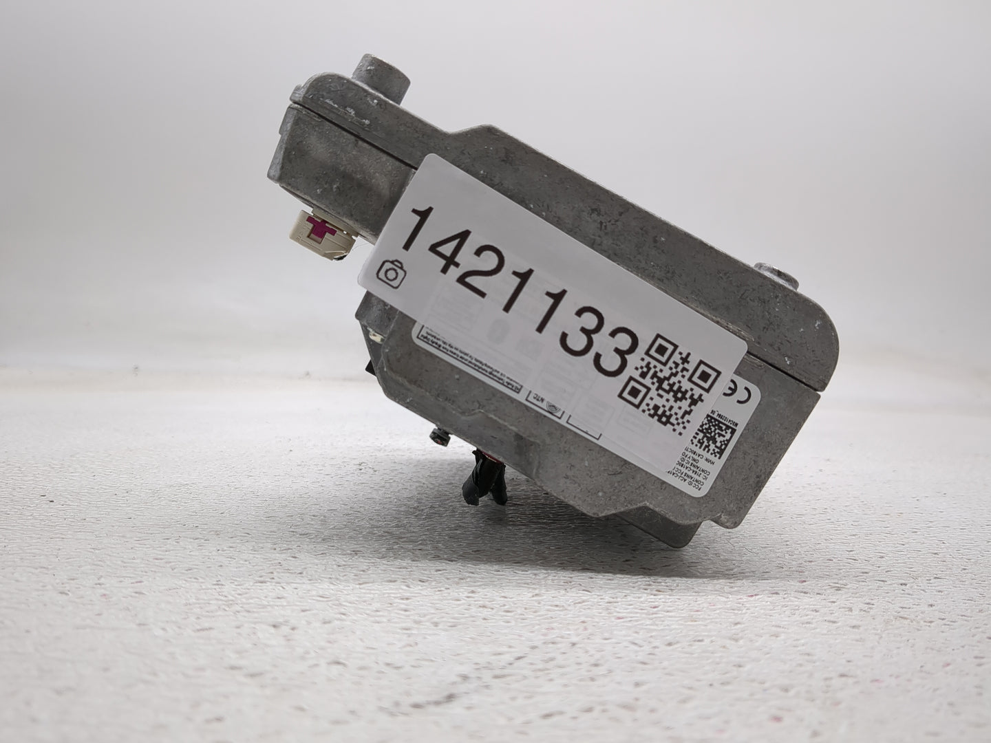 2019 Jeep Grand Cherokee Radio Speaker Amplifier 68403036ae - Oemusedautoparts1.com