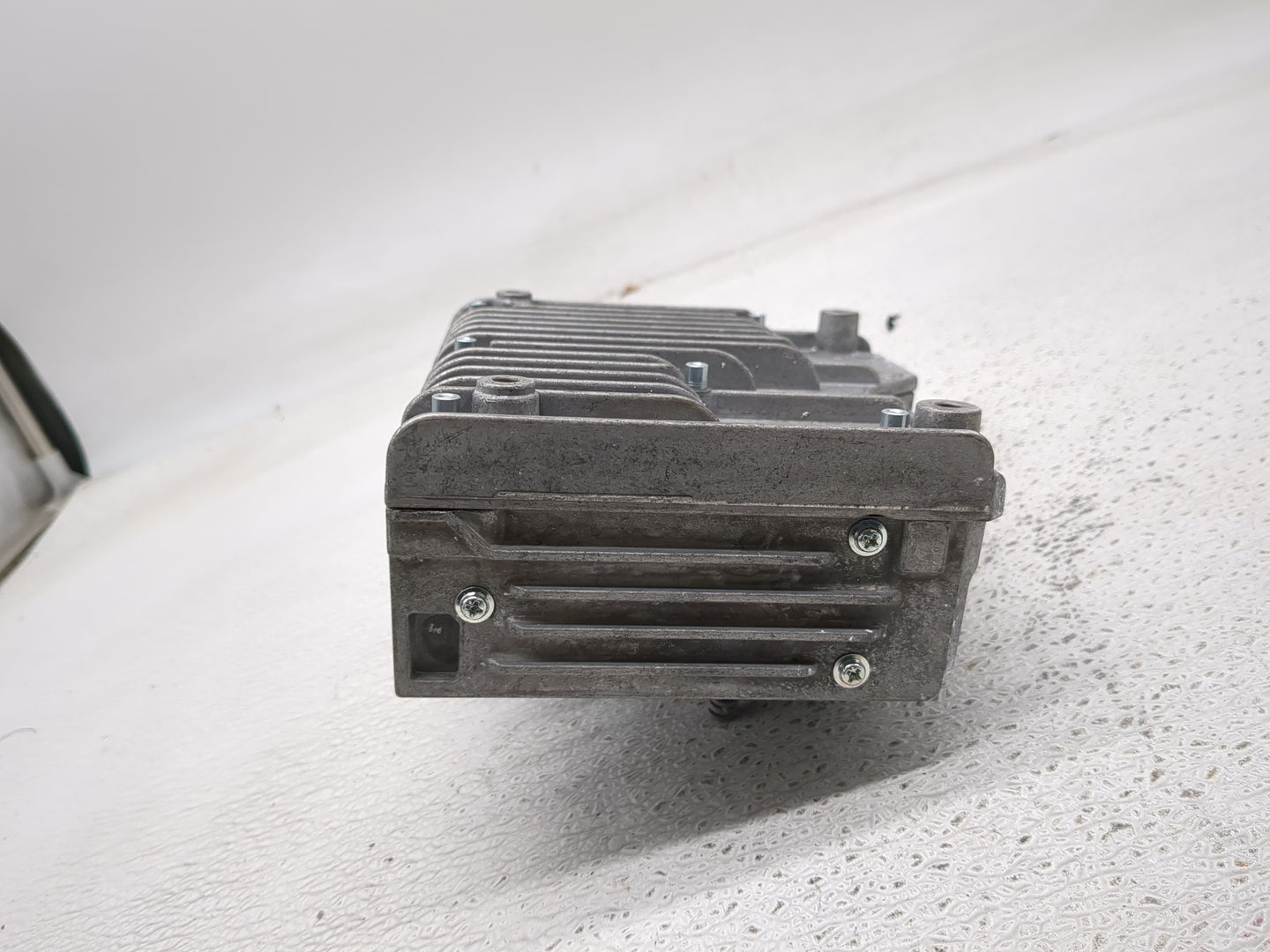 2019 Jeep Grand Cherokee Radio Speaker Amplifier 68403036ae - Oemusedautoparts1.com