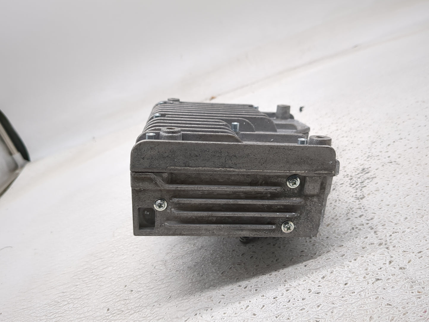 2019 Jeep Grand Cherokee Radio Speaker Amplifier 68403036ae - Oemusedautoparts1.com
