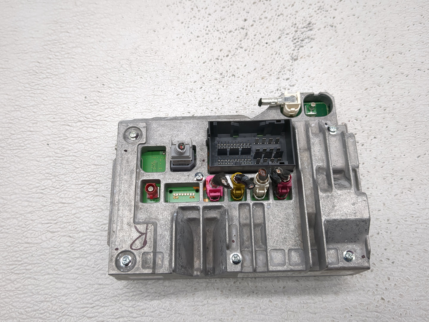 2019 Jeep Grand Cherokee Radio Speaker Amplifier 68403036ae - Oemusedautoparts1.com