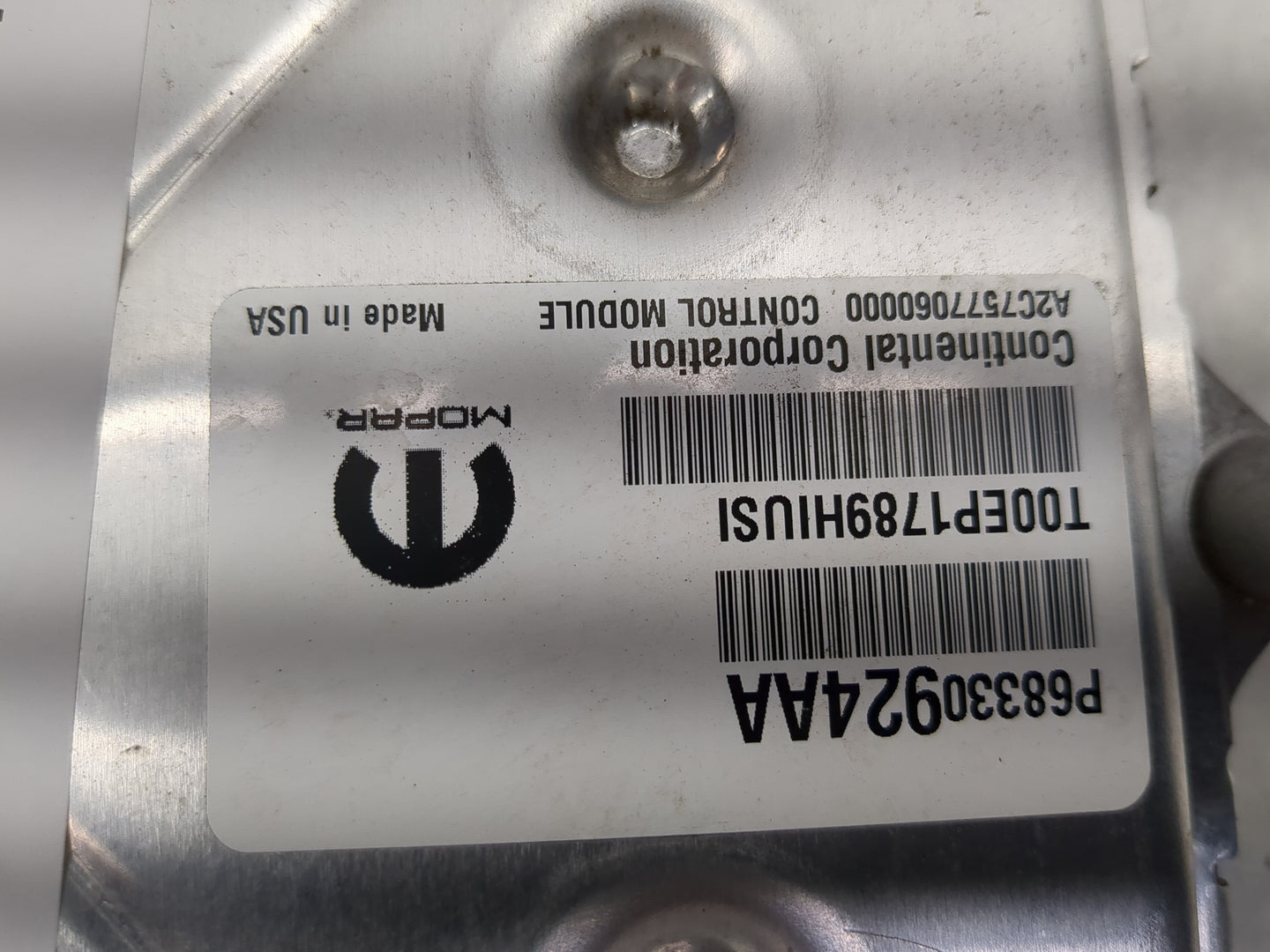 2018-2019 Jeep Grand Cherokee PCM Engine Control Computer ECU ECM PCU OEM P/N:68330924AA Fits Fits 2018 2019 OEM Used Auto P