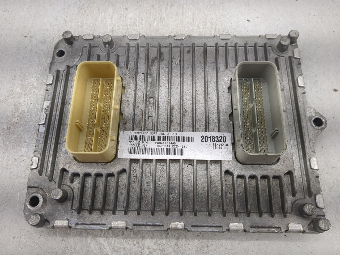 2018-2019 Jeep Grand Cherokee PCM Engine Control Computer ECU ECM PCU OEM P/N:P68330924AA Fits Fits 2018 2019 OEM Used Auto 
