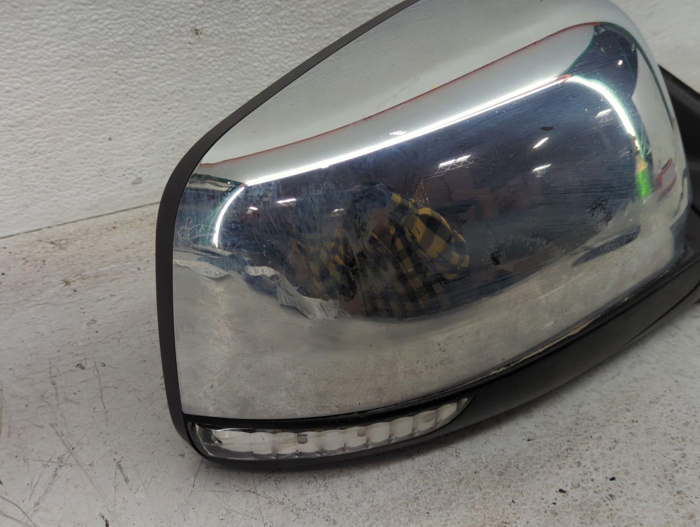 2011-2022 Jeep Grand Cherokee Passenger Side View Mirror - Right Door Mirror OEM Used - Oemusedautoparts1.com