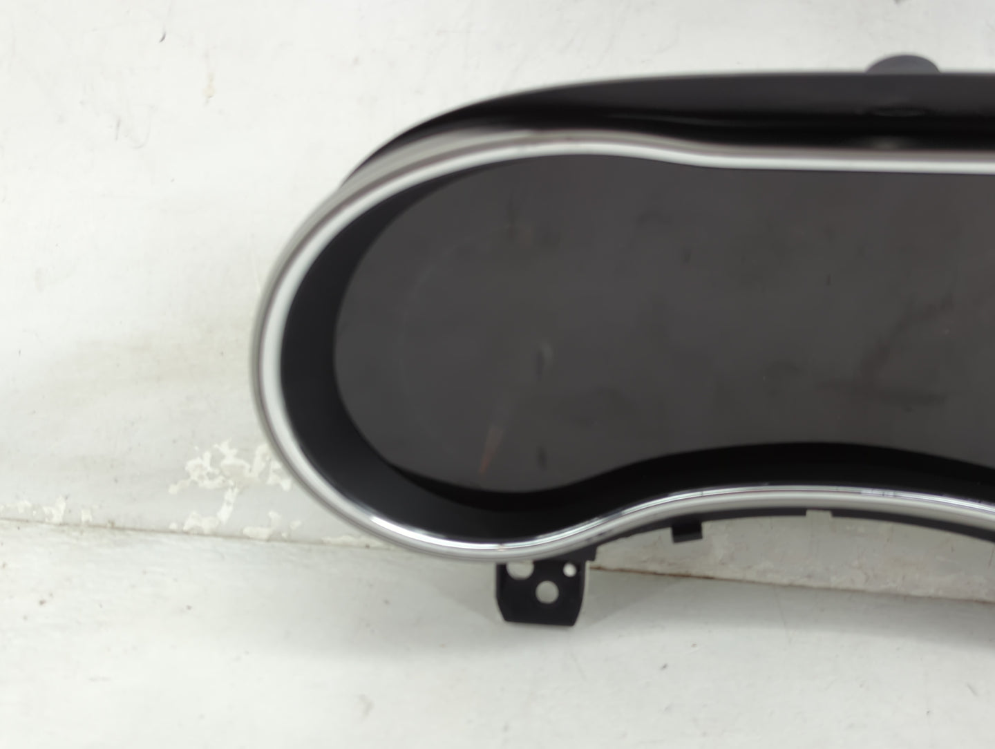 2019 Jeep Grand Cherokee Instrument Cluster Speedometer Gauges P/N:68402703AB Miles: Fits OEM Used Auto Parts - Oemusedautop