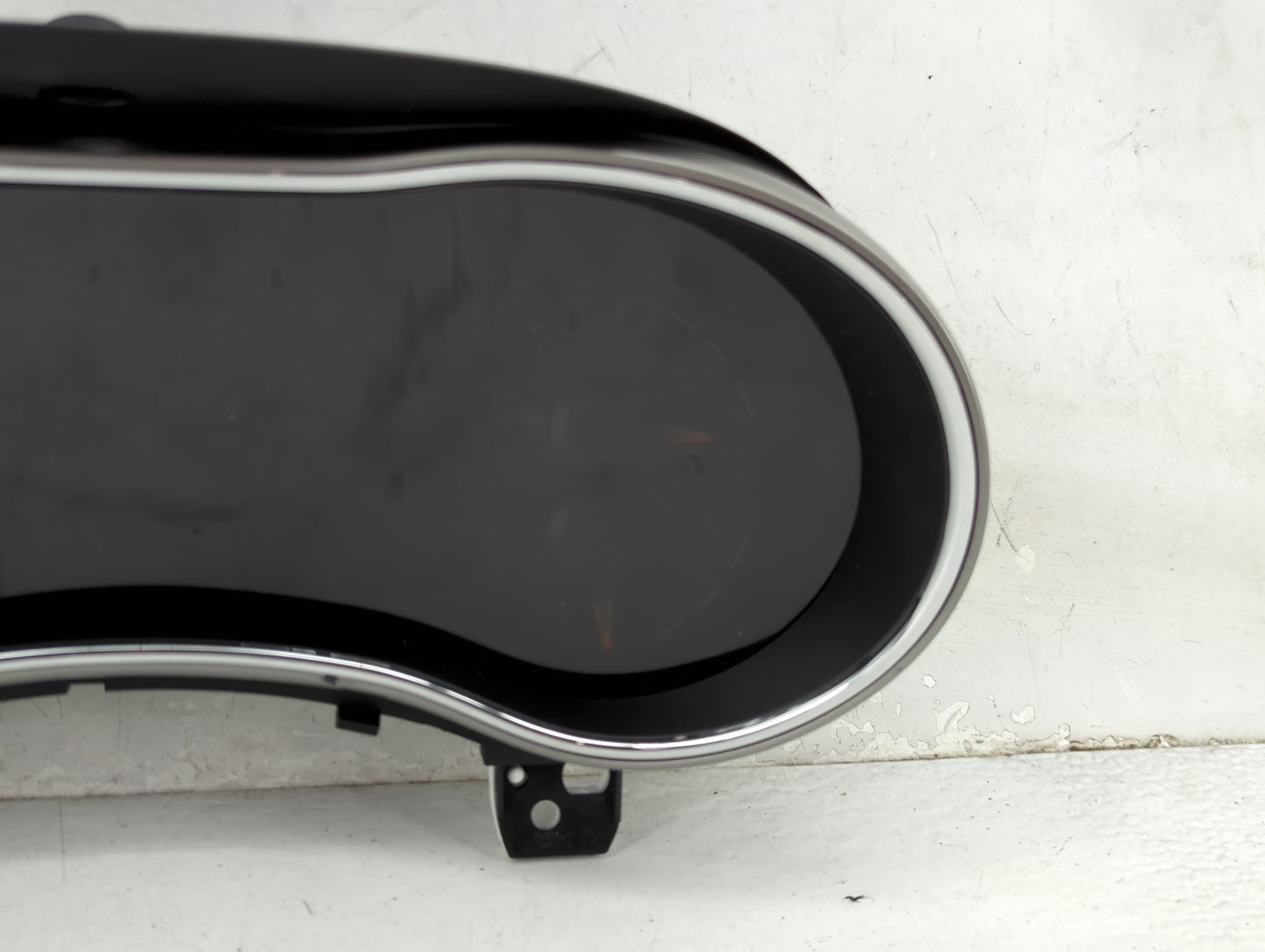 2019 Jeep Grand Cherokee Instrument Cluster Speedometer Gauges P/N:68402703AB Miles: Fits OEM Used Auto Parts - Oemusedautop
