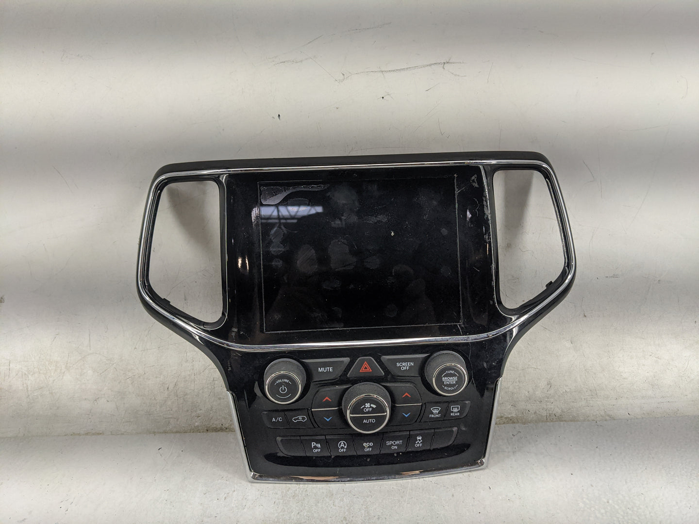 2019 Jeep Grand Cherokee Radio Control Panel - Oemusedautoparts1.com