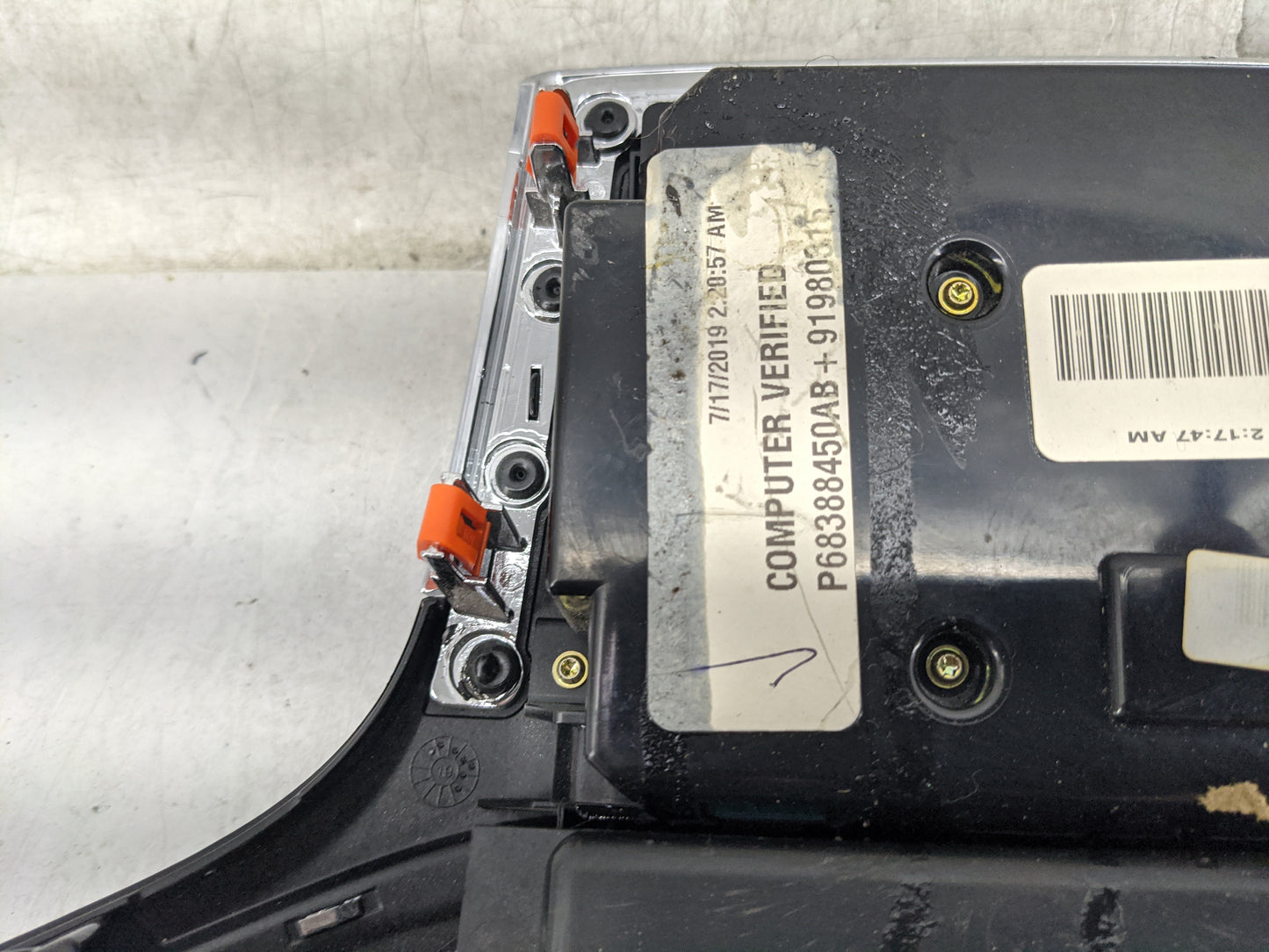 2019 Jeep Grand Cherokee Radio Control Panel - Oemusedautoparts1.com