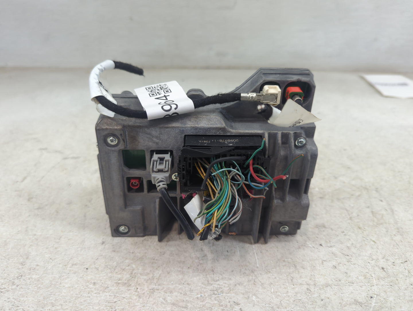 2019 Jeep Grand Cherokee Radio AM FM Cd Player Receiver Replacement P/N:68429214AB CN-SC79NCGLB Fits OEM Used Auto Parts - O