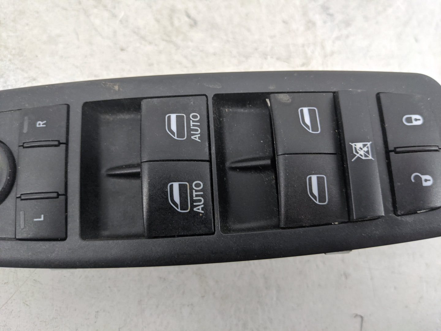 2016-2022 Jeep Grand Cherokee Master Power Window Switch Replacement Driver Side Left P/N:68319802AA 10140076 Fits OEM Used 
