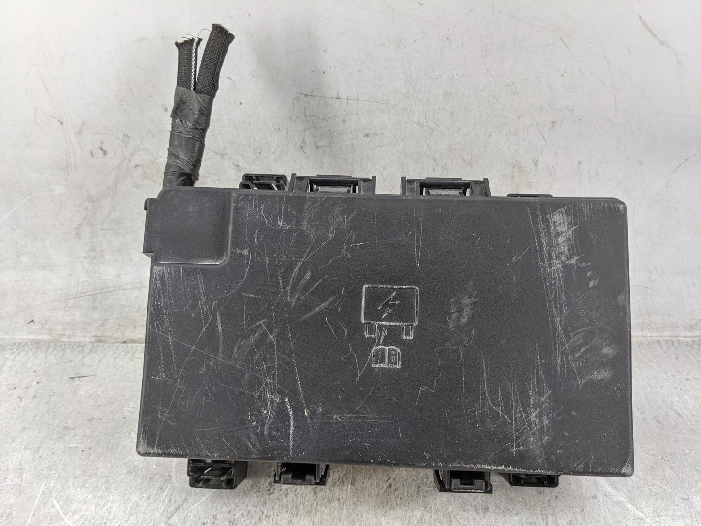2019-2022 Jeep Grand Cherokee Fusebox Fuse Box Relay Module Tipm 1476064 - Oemusedautoparts1.com