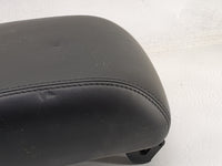 2018-2022 Jeep Grand Cherokee Center Console Armrest Cover Lid P/N:X8502010OBL Fits Fits 2018 2019 2020 2021 2022 OEM Used A
