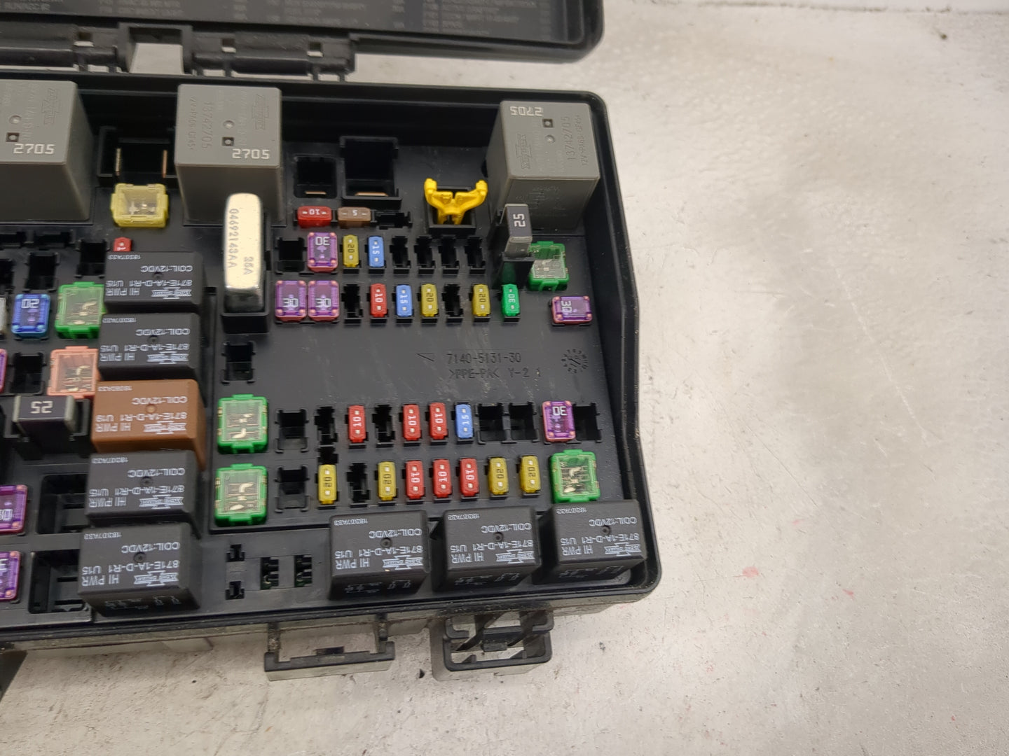 2019 Jeep Grand Cherokee Fusebox Fuse Box Relay Module Tipm - Oemusedautoparts1.com