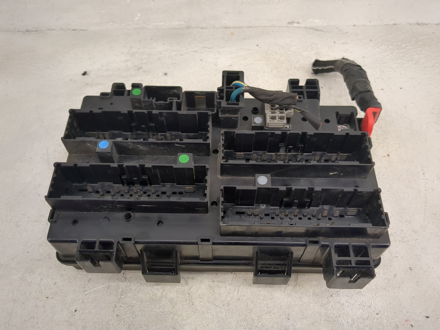 2019 Jeep Grand Cherokee Fusebox Fuse Box Relay Module Tipm - Oemusedautoparts1.com