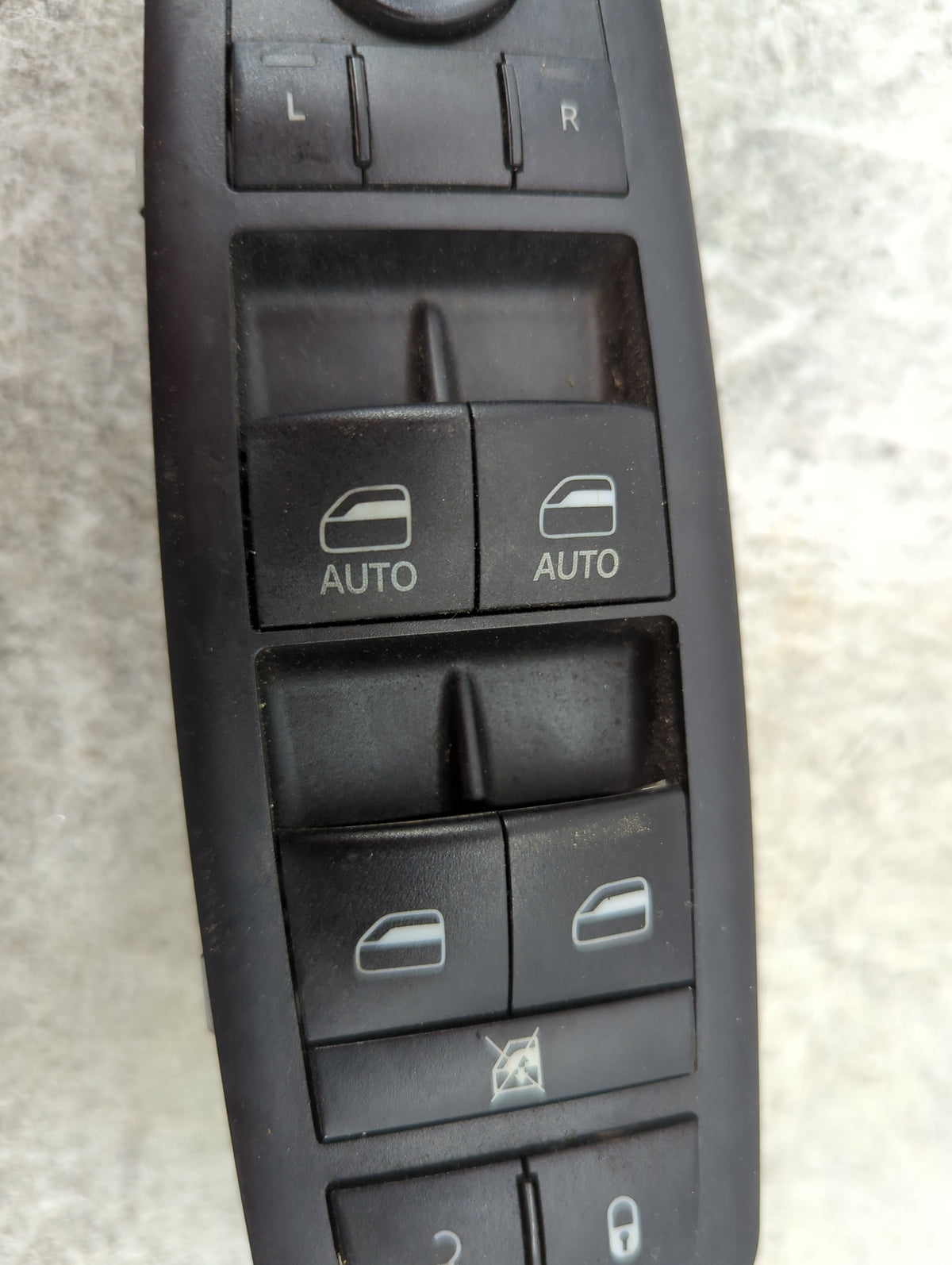 2016-2022 Jeep Grand Cherokee Master Power Window Switch Replacement Driver Side Left P/N:68319802AA 1014076 Fits OEM Used A