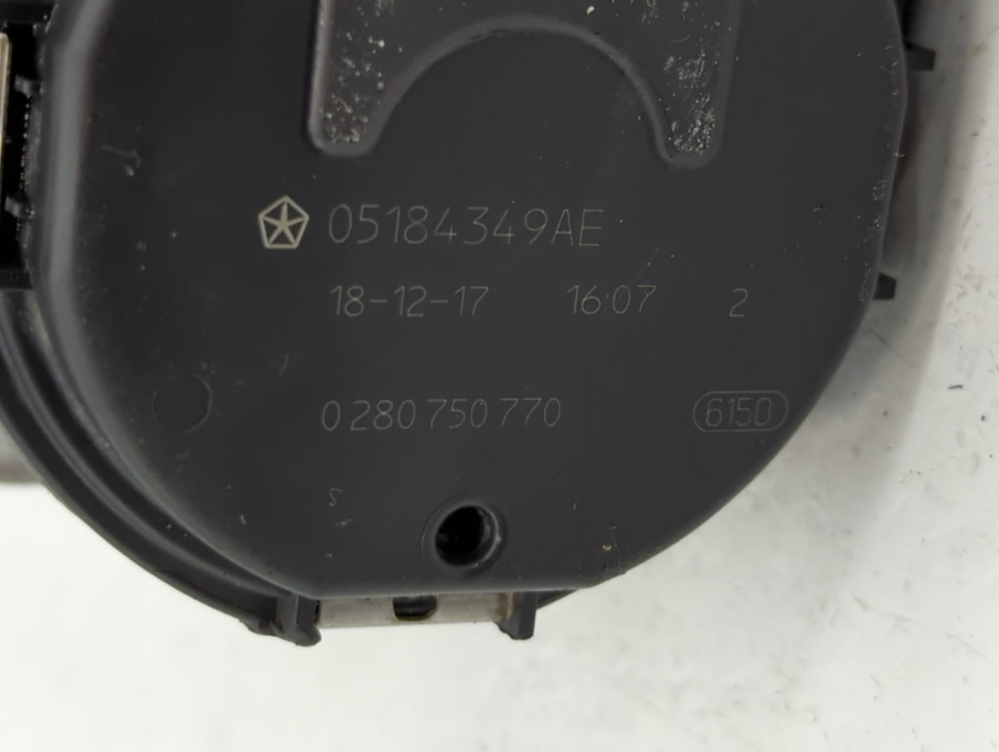 2011-2022 Jeep Grand Cherokee Throttle Body P/N:0 280 750 770 05184349AE Fits OEM Used Auto Parts - Oemusedautoparts1.com