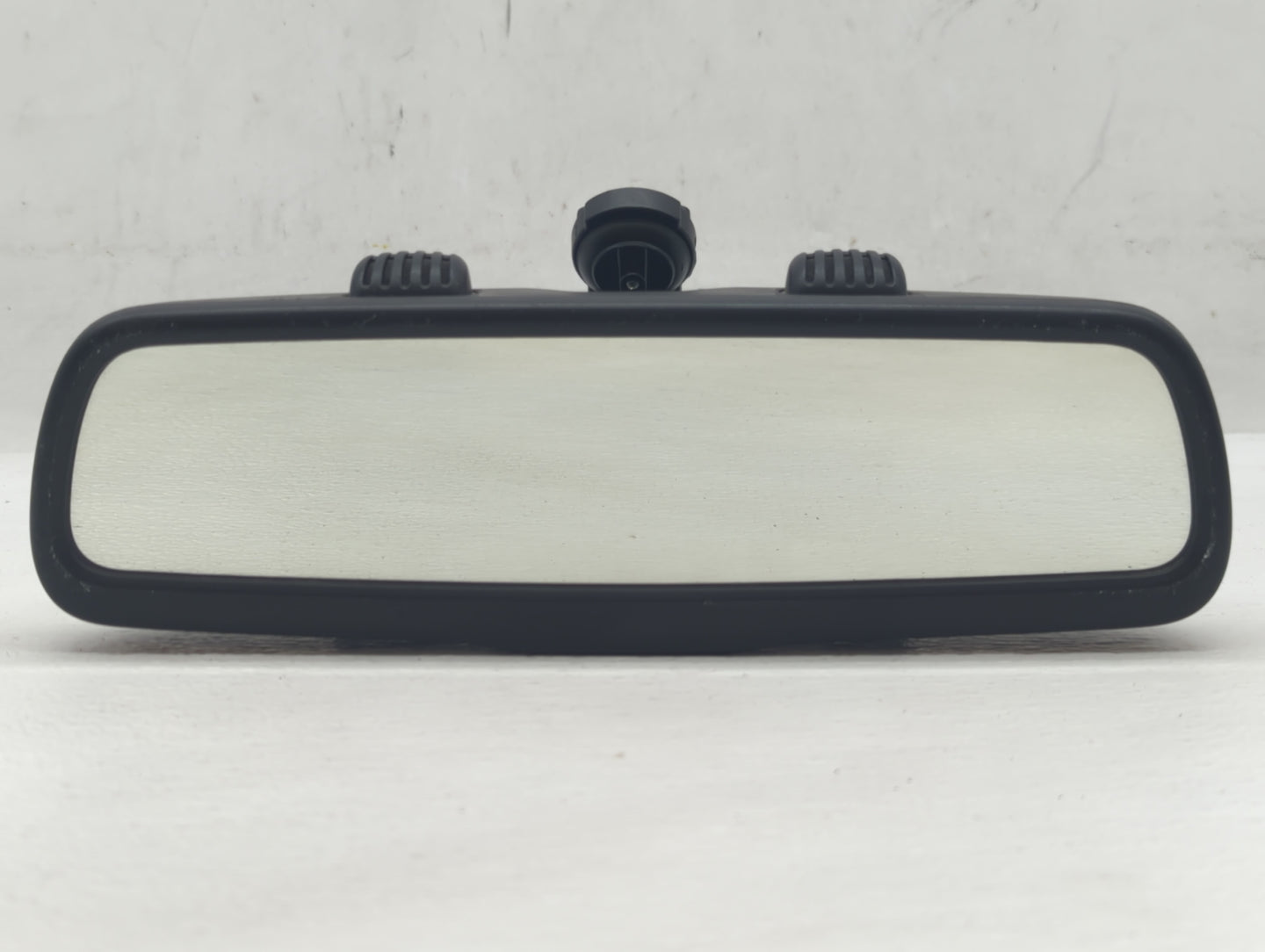 2019 Jeep Grand Cherokee Interior Rear View Mirror Replacement OEM P/N:IE11028017 Fits OEM Used Auto Parts - Oemusedautopart